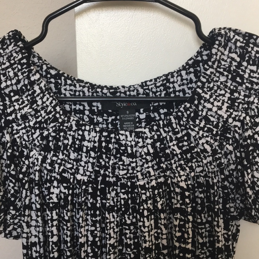 Black & White Shirt - Picture 2 of 2